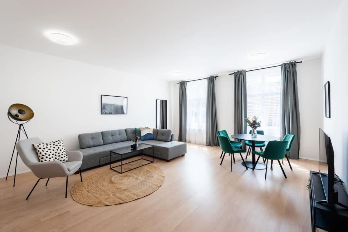 Appartamento Well-located Luxury 3br Oasis In Praga