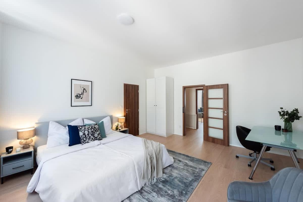 Well-located Luxury 3br Oasis In *
