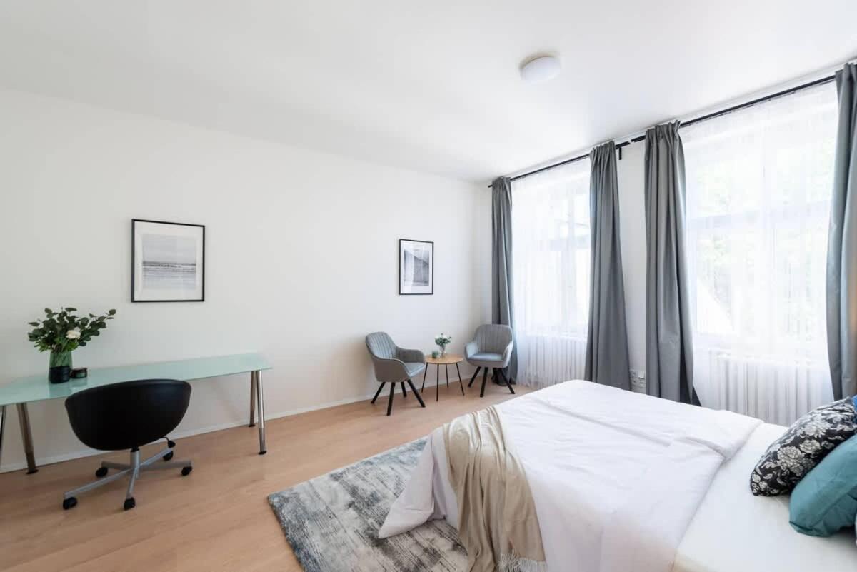 Appartamento Well-located Luxury 3br Oasis In Praga