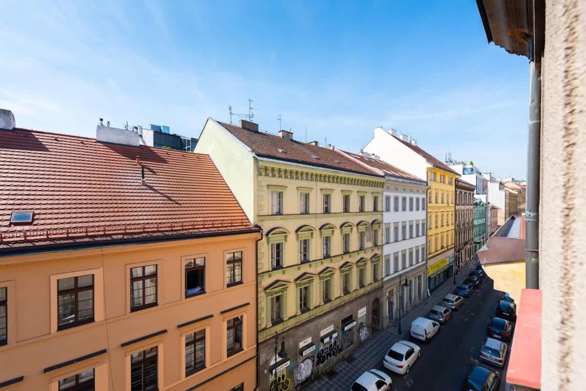 Well-located Luxury 3br Oasis In Appartamento Praga
