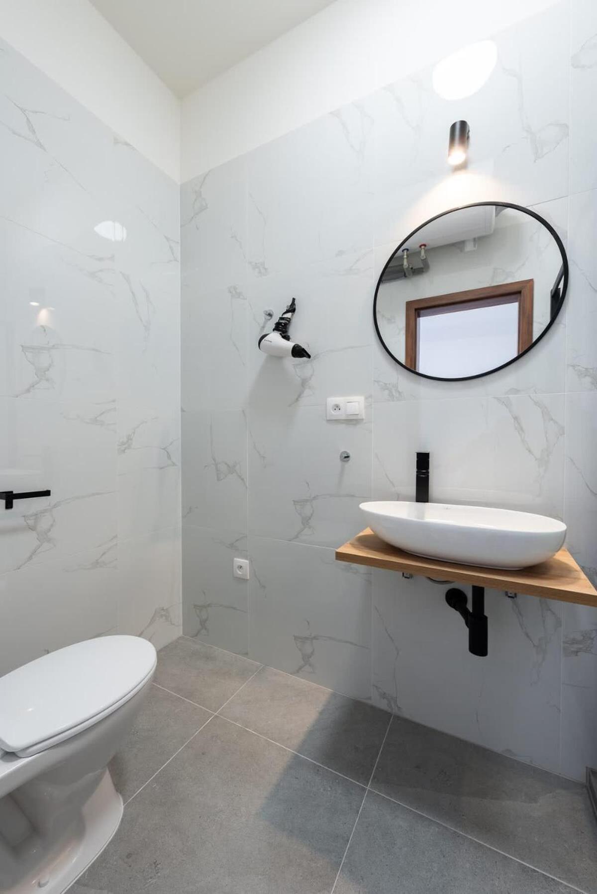 Well-located Luxury 3br Oasis In Praga